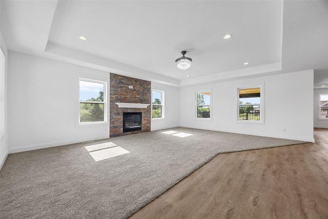 1647 Foxborough Drive, Marion, IA 52302