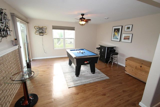 282 Settlement DRIVE, Burlington, WI 53105