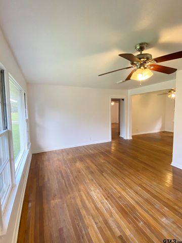 118 Hickory, Pittsburg, TX 75686