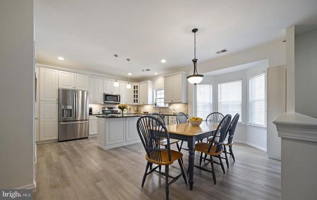 109 RAINFLOWER LN, West Windsor, NJ 08550