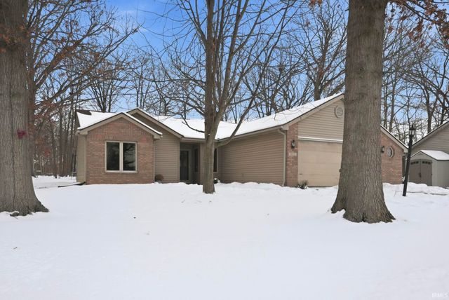 9512 Robin Meadow Place, Fort Wayne, IN 46835