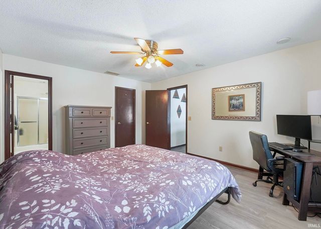 9512 Robin Meadow Place, Fort Wayne, IN 46835