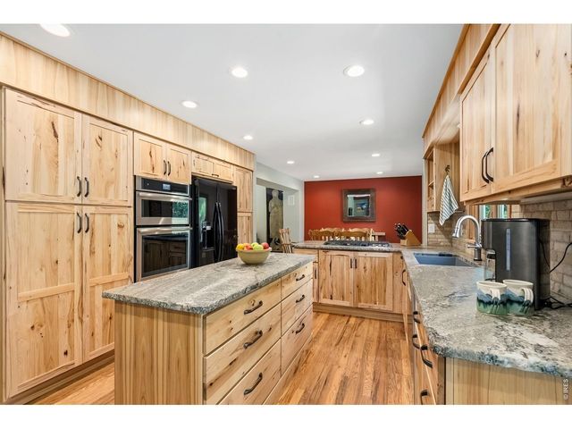 1200 Cliffrose Ct, Fort Collins, CO 80525