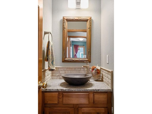 1200 Cliffrose Ct, Fort Collins, CO 80525