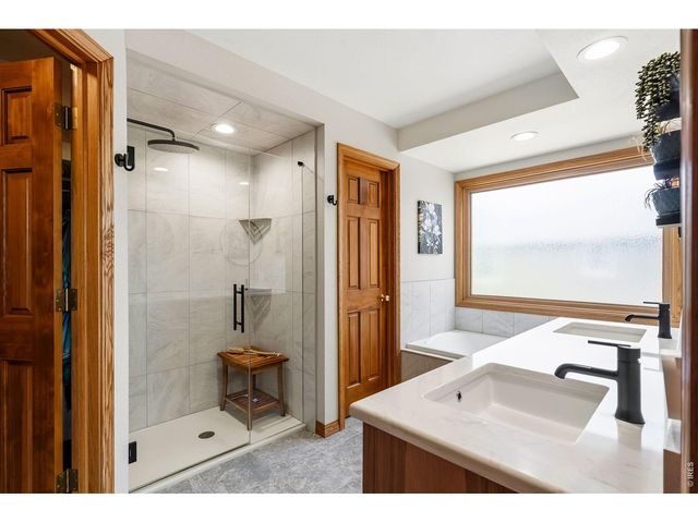 1200 Cliffrose Ct, Fort Collins, CO 80525