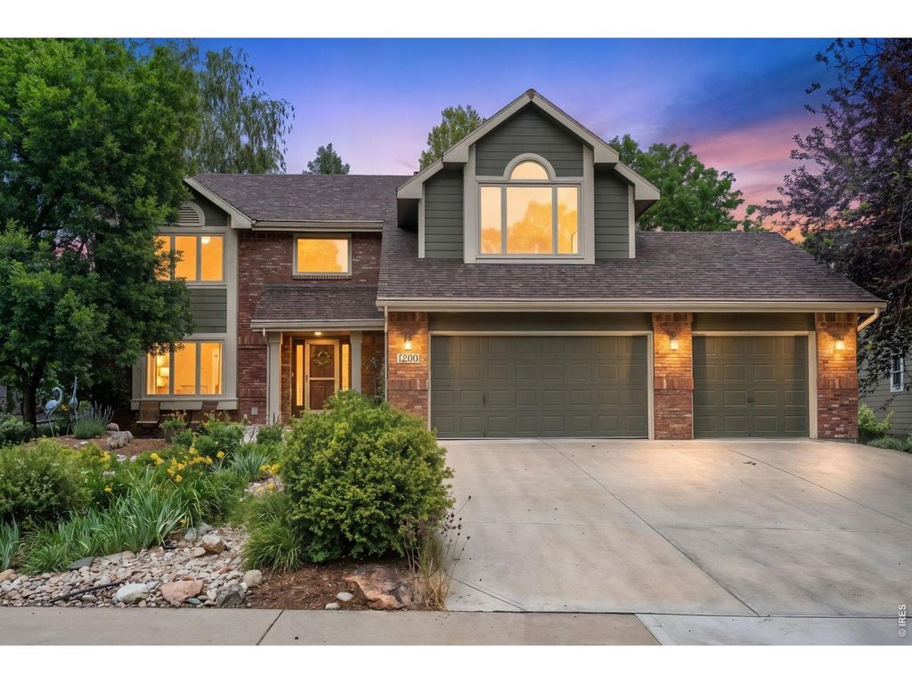 1200 Cliffrose Ct, Fort Collins, CO 80525