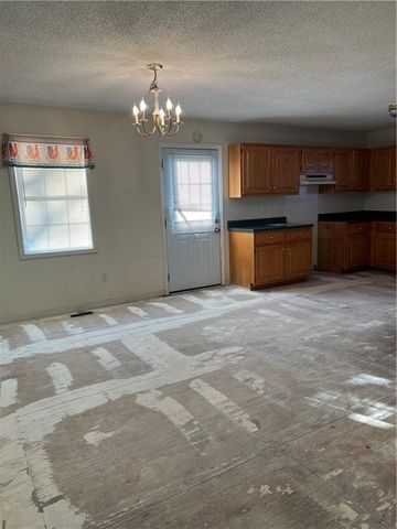 859 Buck SE Boulevard, Calhoun, GA 30701