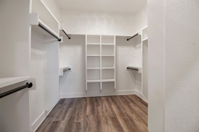 800 Stone Chimney Rd, Bullard, TX 75757