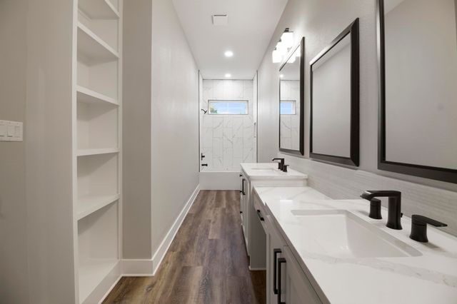 800 Stone Chimney Rd, Bullard, TX 75757