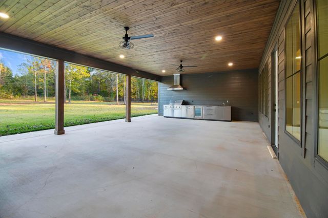 800 Stone Chimney Rd, Bullard, TX 75757