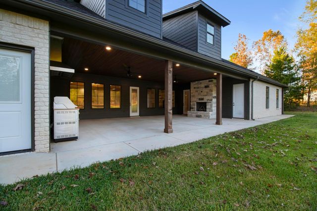 800 Stone Chimney Rd, Bullard, TX 75757