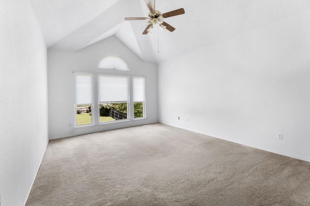 705 Princeton DR, Pflugerville, TX 78660