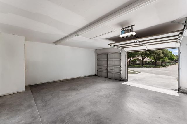 705 Princeton DR, Pflugerville, TX 78660