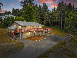 1950 Norton Road, Mckinleyville, CA 95519