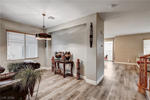 7821 Red Leaf Drive, Las Vegas, NV 89131