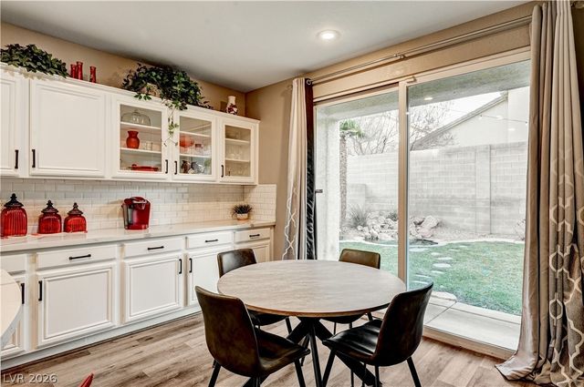 7821 Red Leaf Drive, Las Vegas, NV 89131