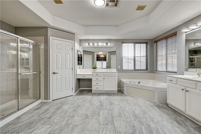 7821 Red Leaf Drive, Las Vegas, NV 89131