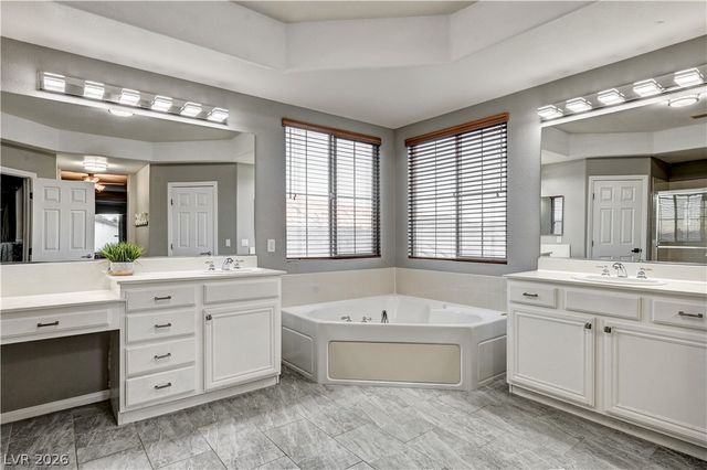 7821 Red Leaf Drive, Las Vegas, NV 89131