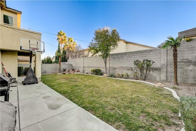 7821 Red Leaf Drive, Las Vegas, NV 89131