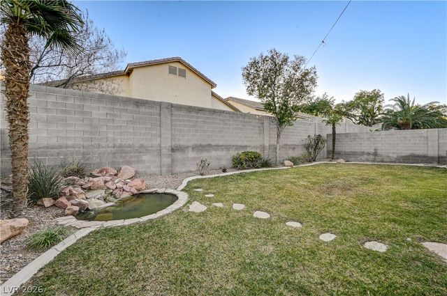 7821 Red Leaf Drive, Las Vegas, NV 89131