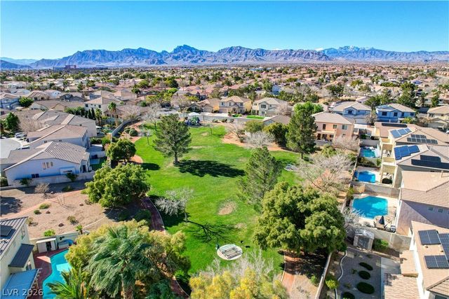 7821 Red Leaf Drive, Las Vegas, NV 89131