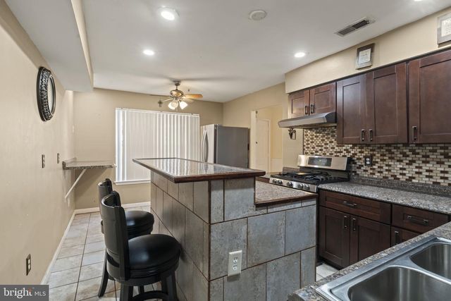 205 FRANKLIN AVE, Berlin, NJ 08009