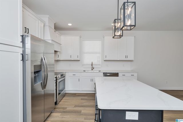 22928 VILLAGE PARKWAY, Helena, AL 35080