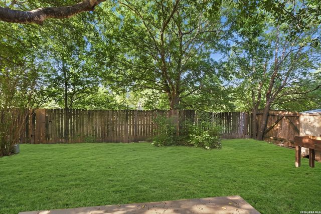 14 DUNTHORTE LN, San Antonio, TX 78250