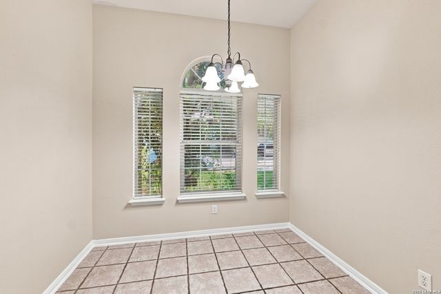 14 DUNTHORTE LN, San Antonio, TX 78250