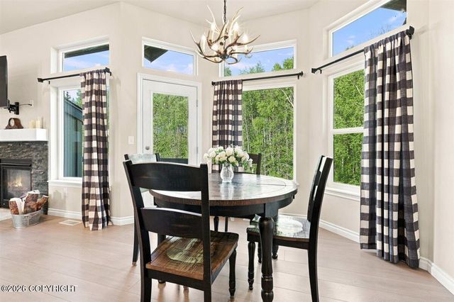 6047 E Sun Crest Drive, Wasilla, AK 99654