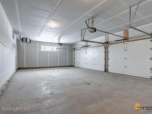 6047 E Sun Crest Drive, Wasilla, AK 99654
