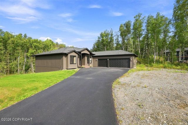 6047 E Sun Crest Drive, Wasilla, AK 99654
