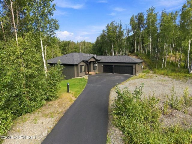 6047 E Sun Crest Drive, Wasilla, AK 99654
