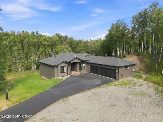 6047 E Sun Crest Drive, Wasilla, AK 99654