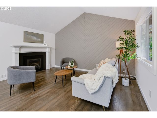 13910 Sw RAWHIDE Ct, Beaverton, OR 97008
