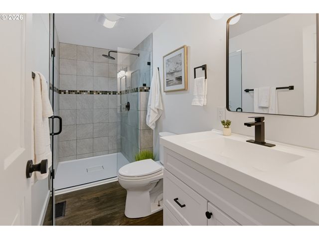 13910 Sw RAWHIDE Ct, Beaverton, OR 97008