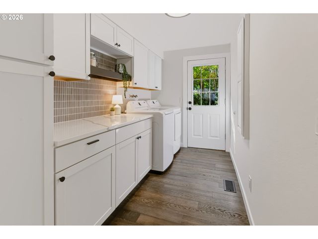 13910 Sw RAWHIDE Ct, Beaverton, OR 97008