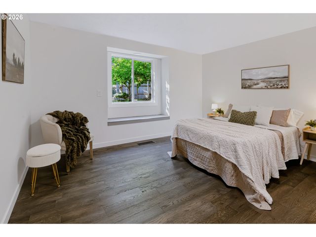 13910 Sw RAWHIDE Ct, Beaverton, OR 97008
