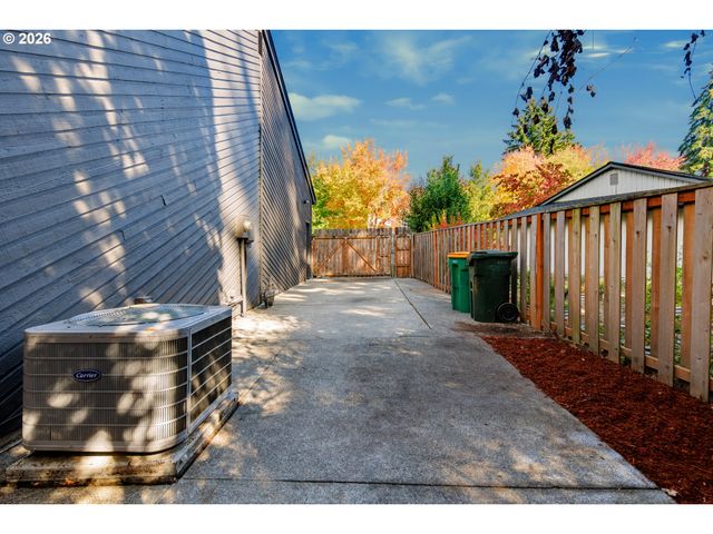 13910 Sw RAWHIDE Ct, Beaverton, OR 97008