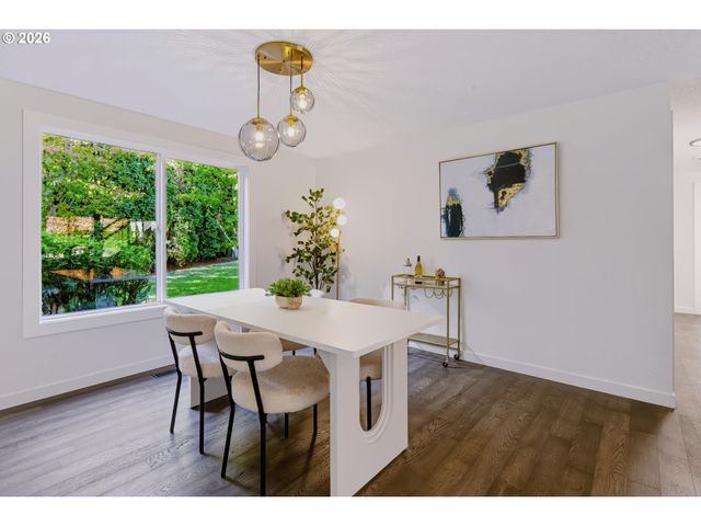 13910 Sw RAWHIDE Ct, Beaverton, OR 97008