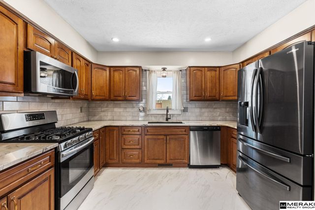 12901 S 29th Place, Bellevue, NE 68123