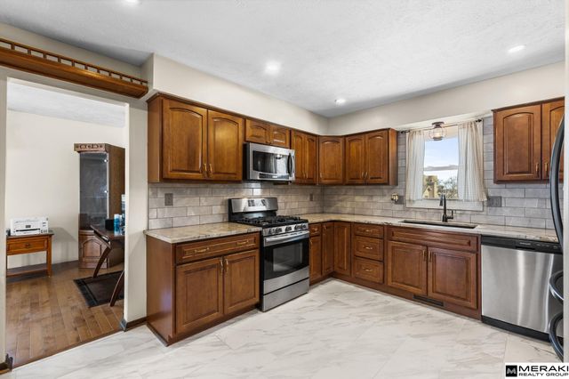 12901 S 29th Place, Bellevue, NE 68123