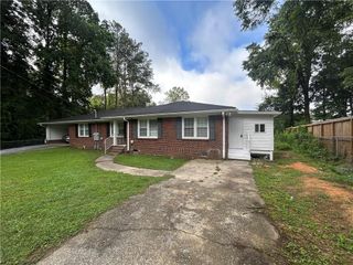 261 Palms SW Lane, Mableton, GA 30126