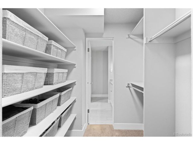 2895 S Locust St, Denver, CO 80222