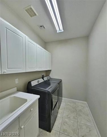8917 Waltzing Waters Court, Las Vegas, NV 89147