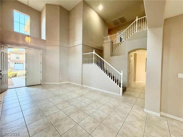8917 Waltzing Waters Court, Las Vegas, NV 89147
