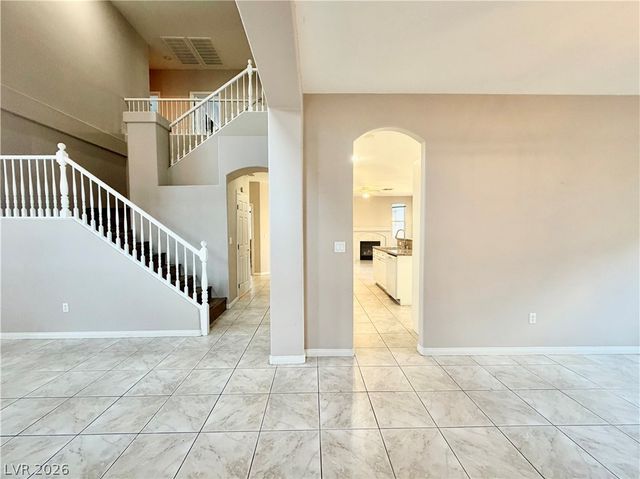 8917 Waltzing Waters Court, Las Vegas, NV 89147