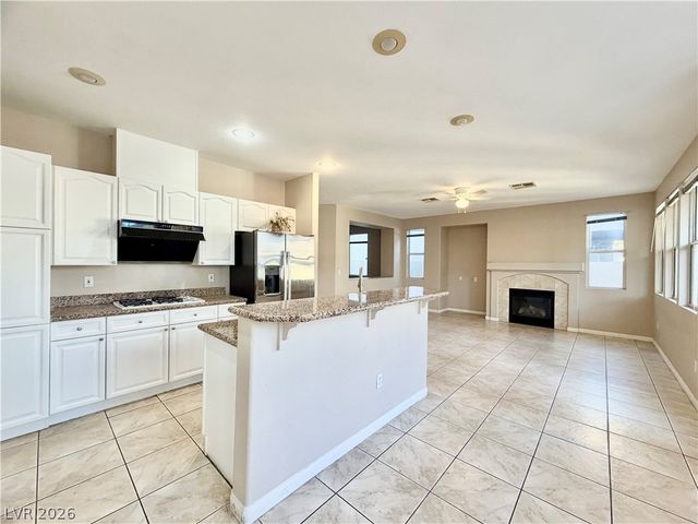8917 Waltzing Waters Court, Las Vegas, NV 89147