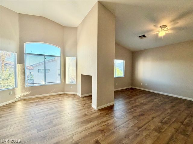 8917 Waltzing Waters Court, Las Vegas, NV 89147