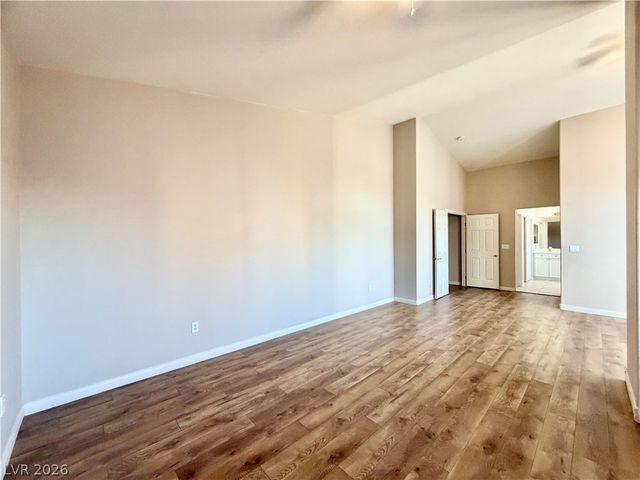 8917 Waltzing Waters Court, Las Vegas, NV 89147